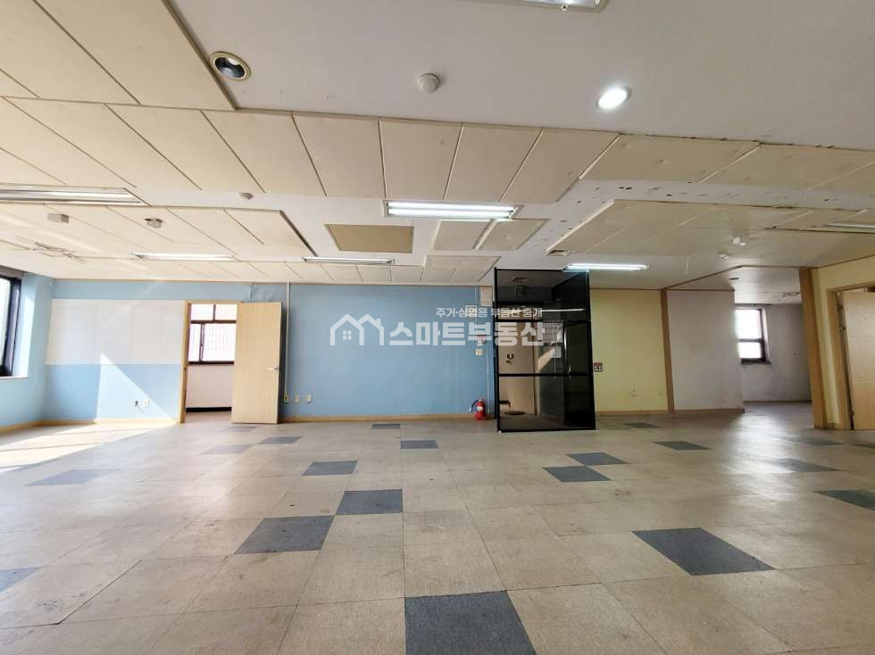 서울 서초구 방배동 내방, 방배 초역세권 가성비 사무실, 대로변 위치 월세 매물번호 10961 사진 2