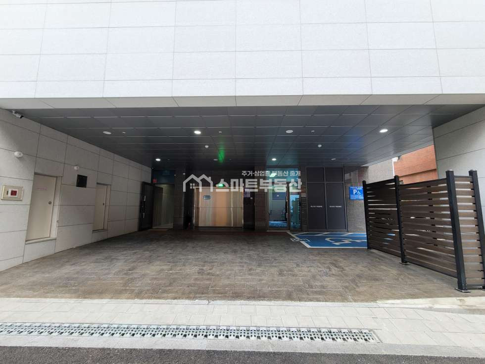 서울 동작구 사당동 동작대로 대로변 위치, 사당역 도보1분, 신축 건물 첫입주 월세 매물번호 11941 사진 8
