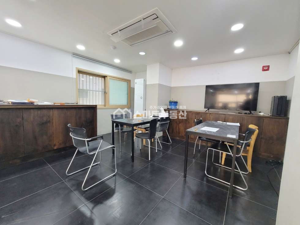 서울 관악구 남현동 사당역 도보 5분, 전용 넓은 가성비 사무실, 내부 깔금 월세 매물번호 10723 사진 4