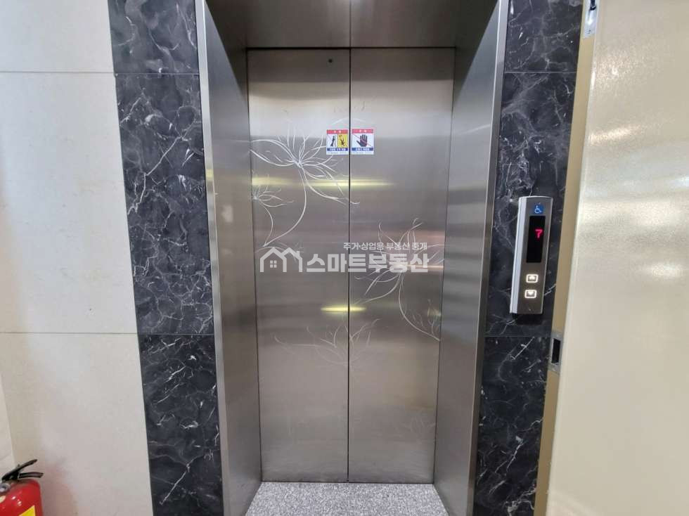 서울 관악구 남현동 사당역 도보 5분, 전용 넓은 가성비 사무실, 내부 깔금 월세 매물번호 10723 사진 12