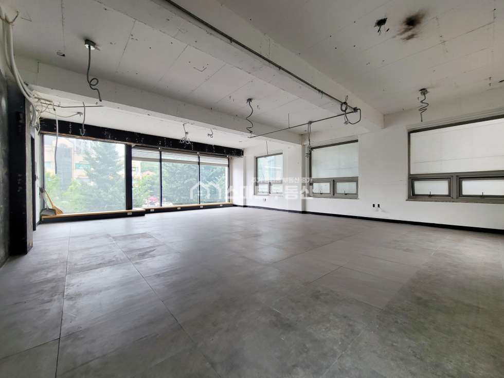 서울 관악구 남현동 사당역 초역세권, 유동 바글바글, 3층 상가, 전19 월세 매물번호 11956 사진 7