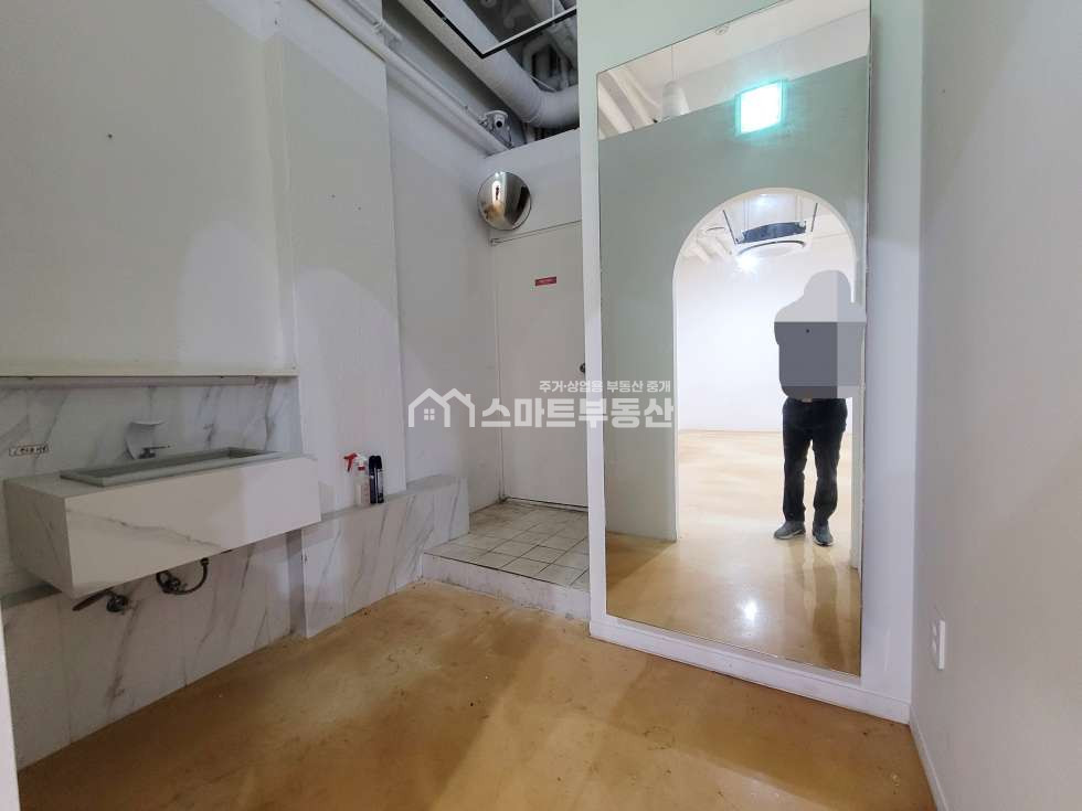 서울 관악구 남현동 초초초 역세권 지하 상가, 일반음식점 가능, 즉시입주 월세 매물번호 11961 사진 4