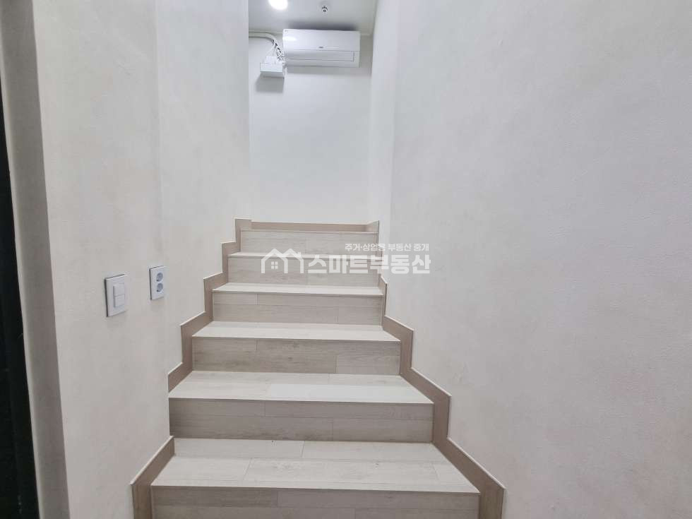 서울 서초구 방배동 825-8 방배동 신축 첫입주. 보증보험, 전세대출, 주차 가능. 유니크한 투룸. 전세 매물번호 12134 사진 6