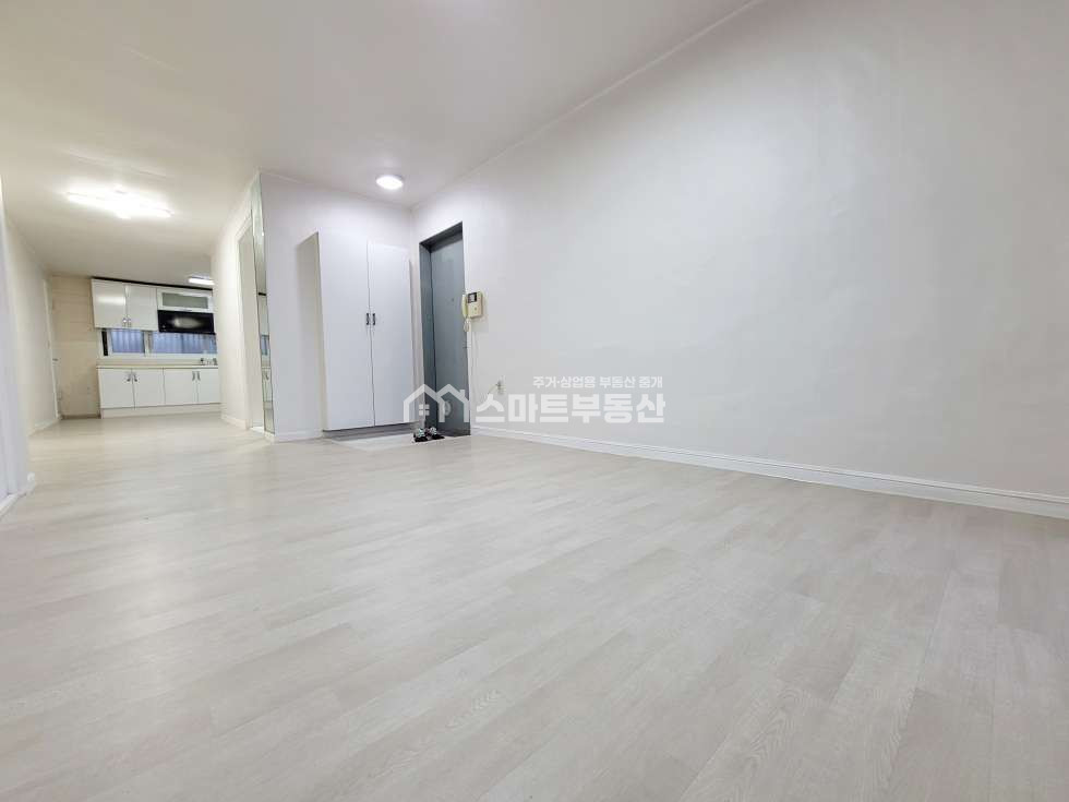 서울 동작구 사당동 303-61 (두원빌라) 보증보험O, 대출O, 쓰리룸 연립주택, 임대인 도배/장판 예정 월세 매물번호 12158 사진 3