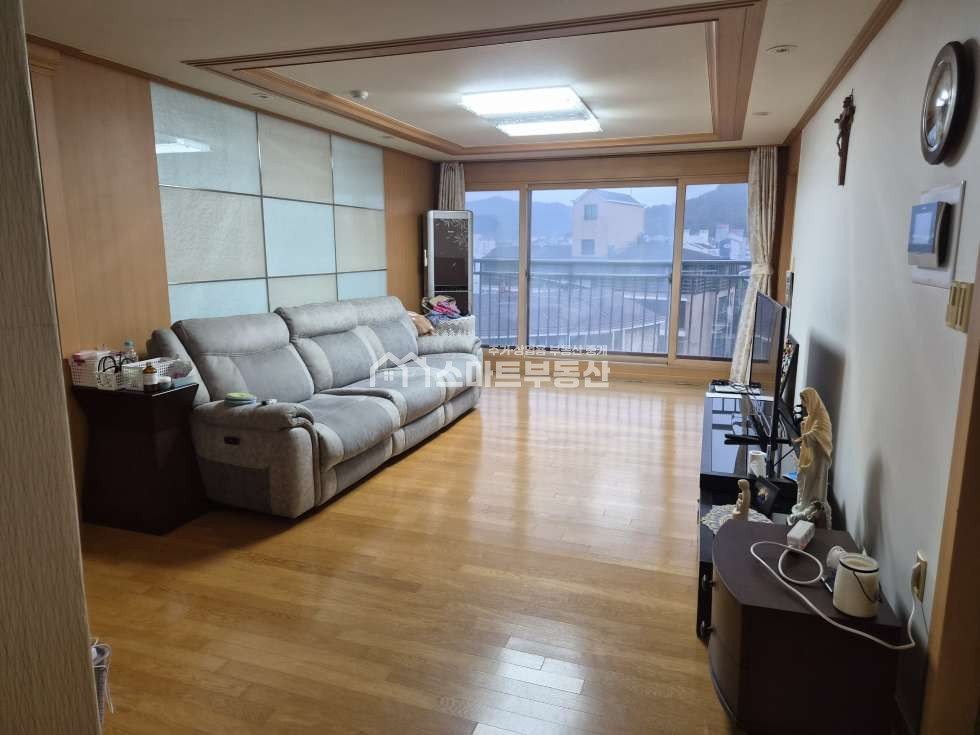 서울 관악구 남현동 1053-9 (팔라시오 아파트) 사당초 도보 2분, 사당역 역세권 룸3/화2 엘베O, 주차가능 매매 매물번호 11984 사진 1